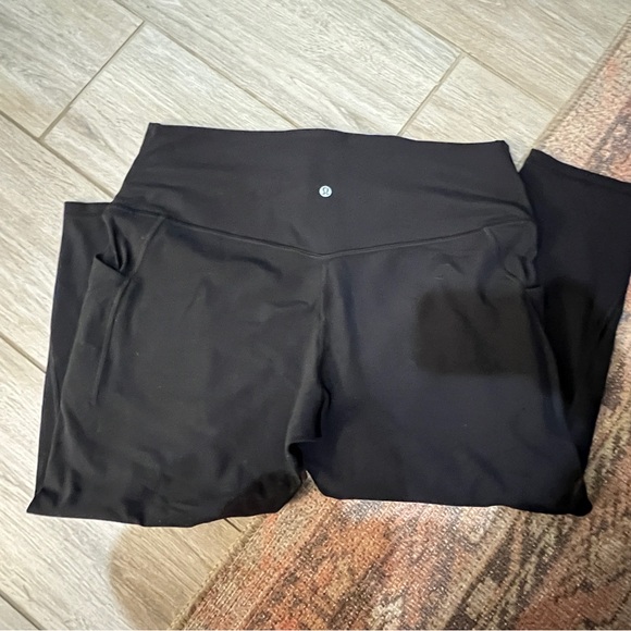 High rise Align Black Lululemon leggings 18 with pockets - Picture 1 of 4